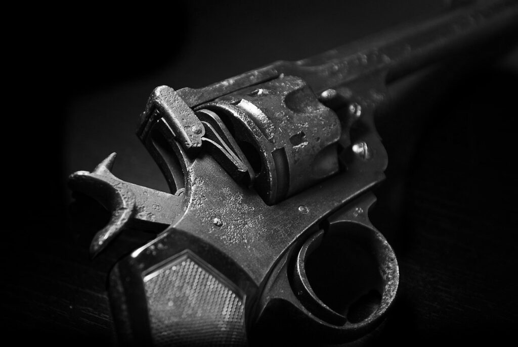 El viejo revólver calibre treinta y ocho